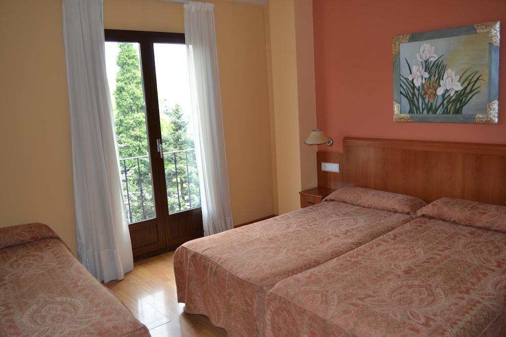 Hostal Quevedo León Cameră foto