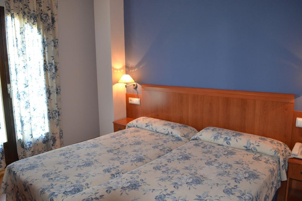 Hostal Quevedo León Cameră foto